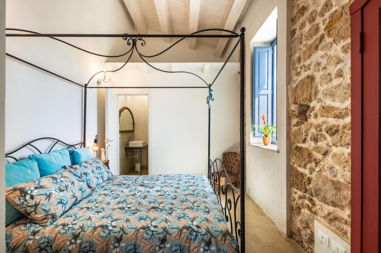 노토 Michael Garden B&B 외부 사진
