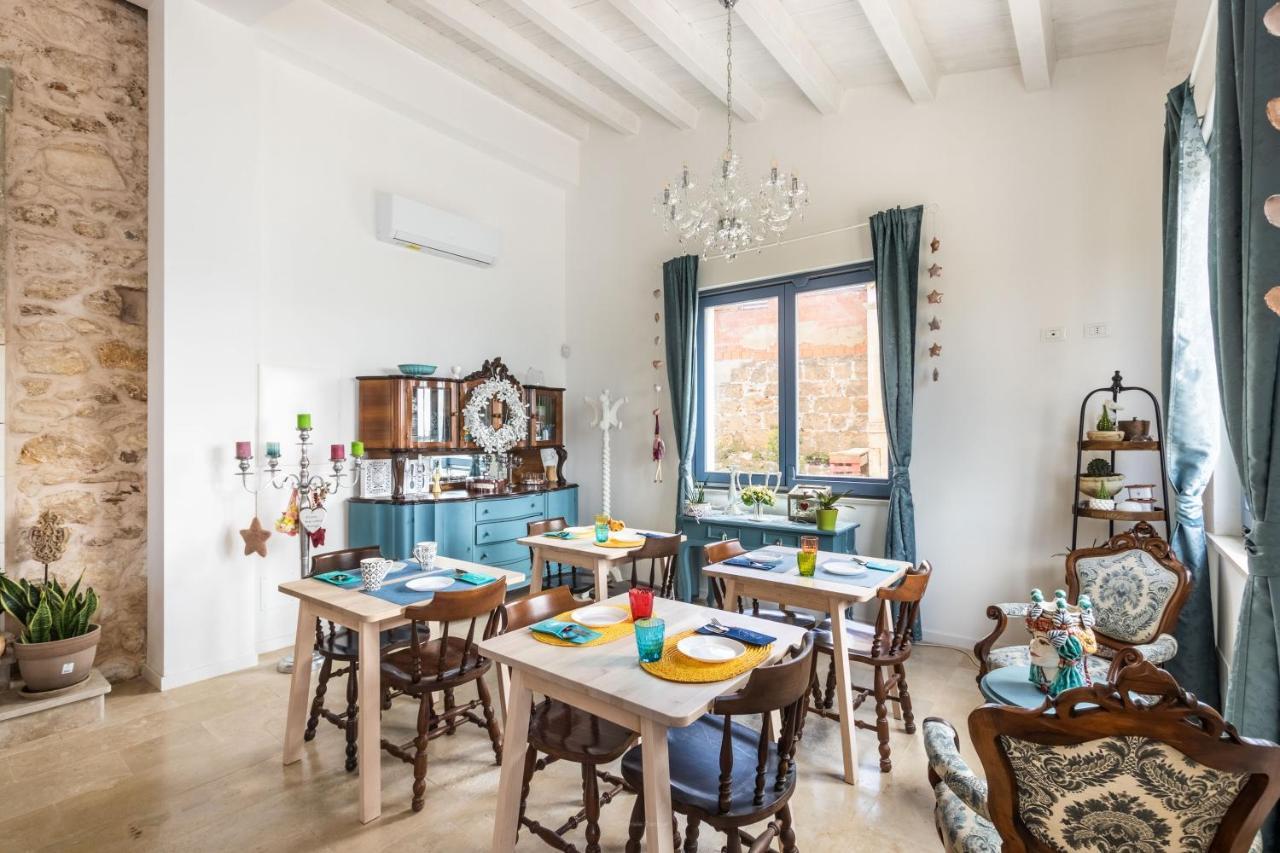 노토 Michael Garden B&B 외부 사진