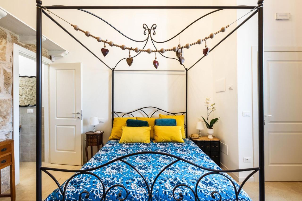 노토 Michael Garden B&B 외부 사진