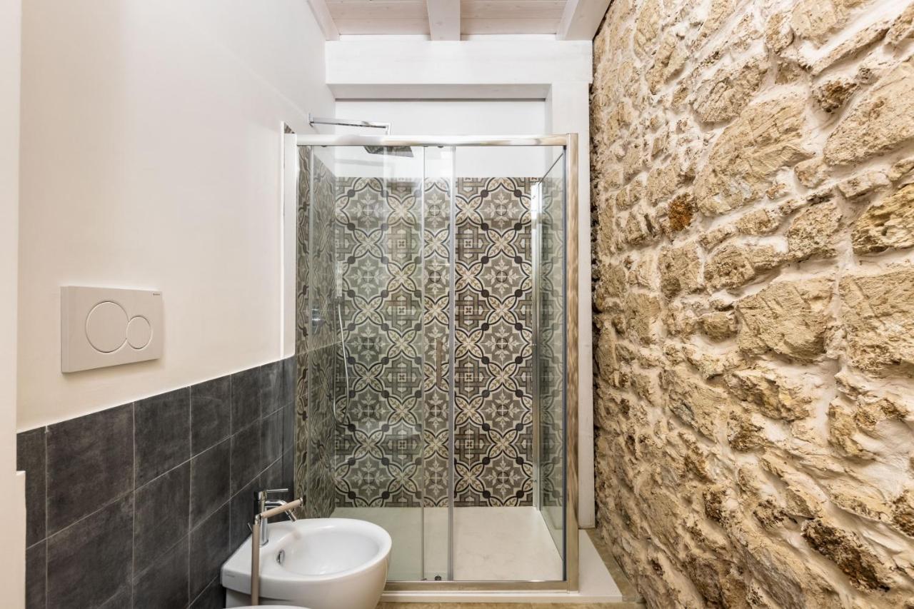 노토 Michael Garden B&B 외부 사진