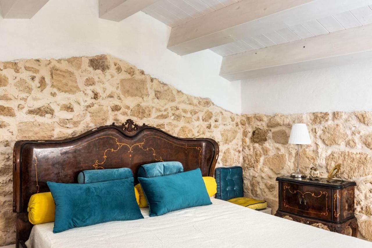 노토 Michael Garden B&B 외부 사진