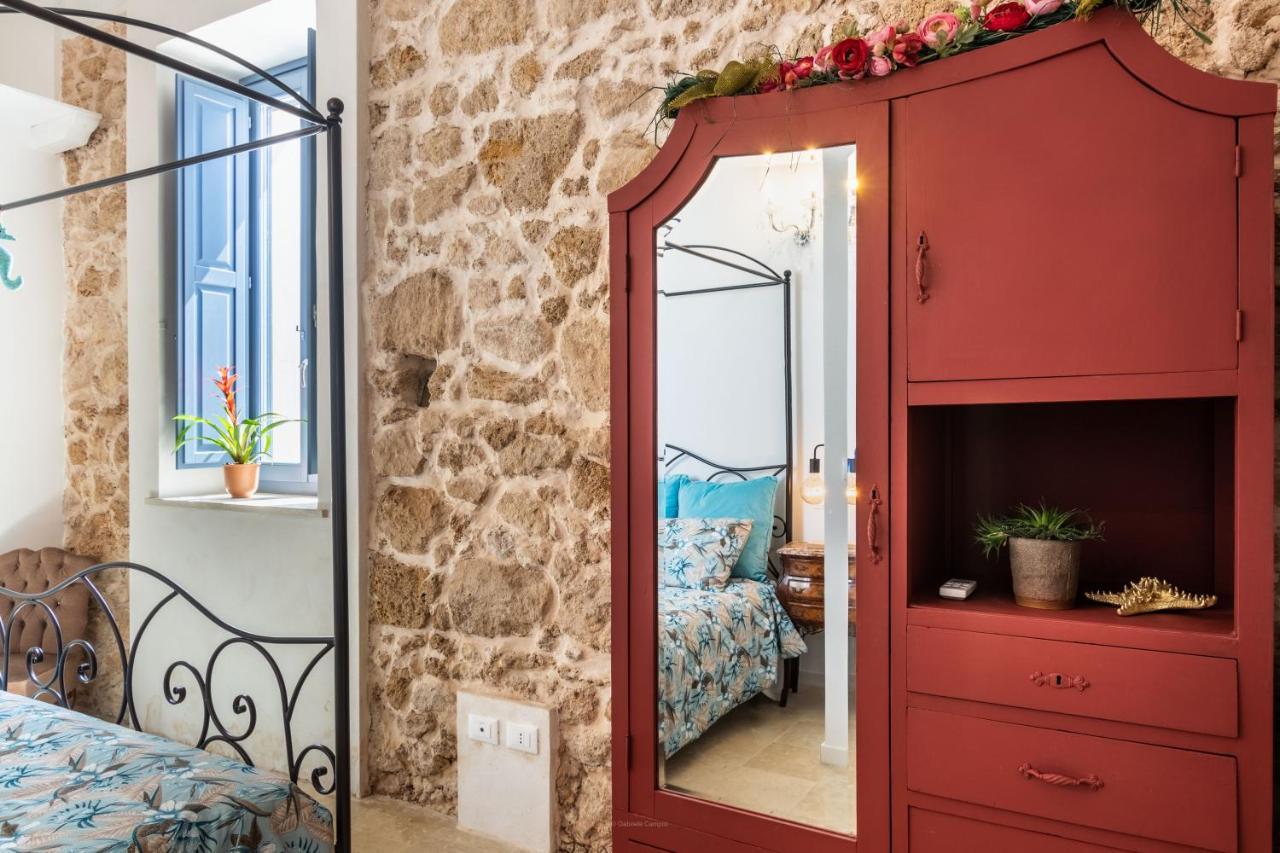 노토 Michael Garden B&B 외부 사진
