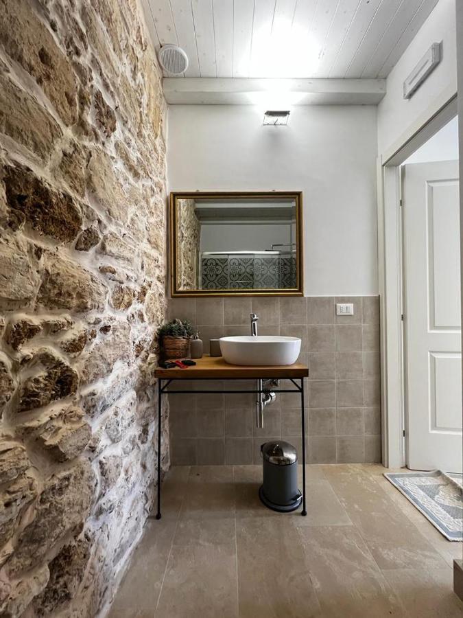 노토 Michael Garden B&B 외부 사진