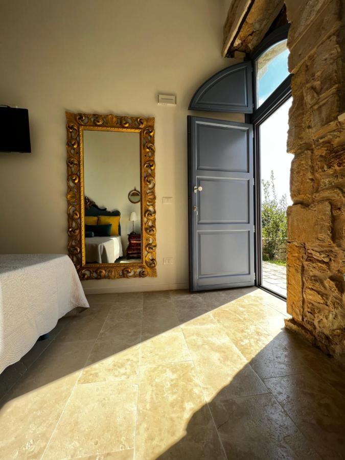 노토 Michael Garden B&B 외부 사진