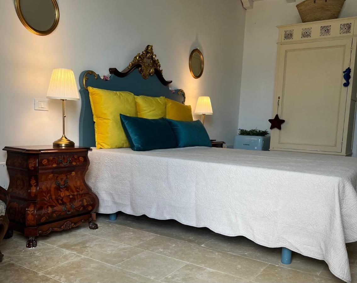 노토 Michael Garden B&B 외부 사진