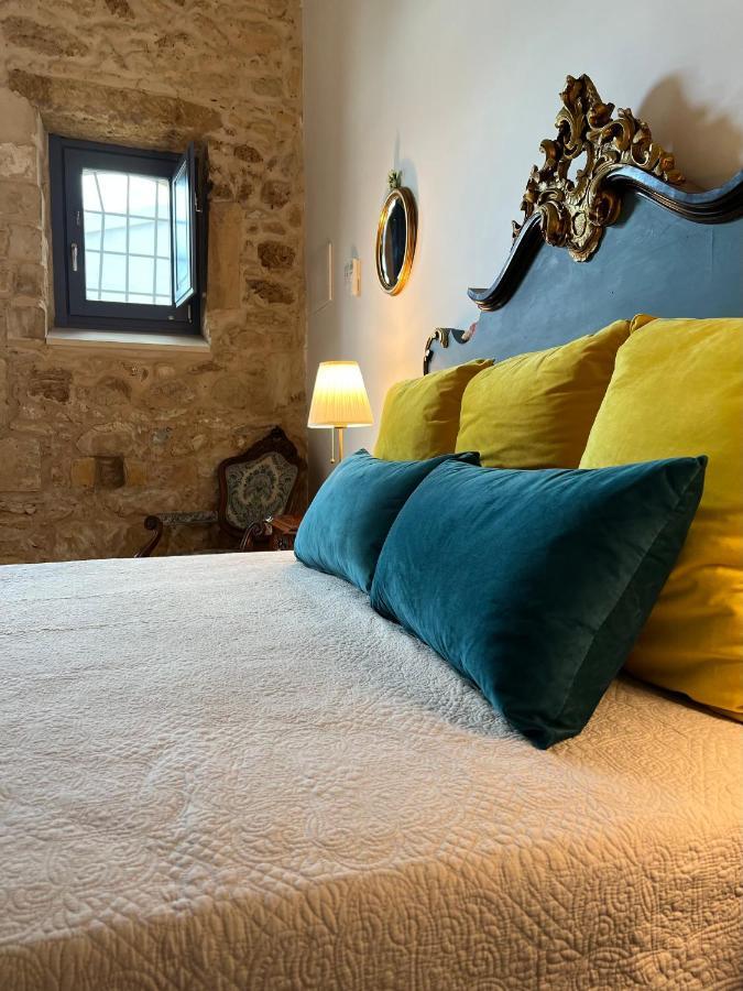 노토 Michael Garden B&B 외부 사진