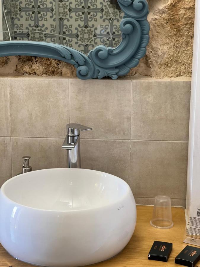 노토 Michael Garden B&B 외부 사진