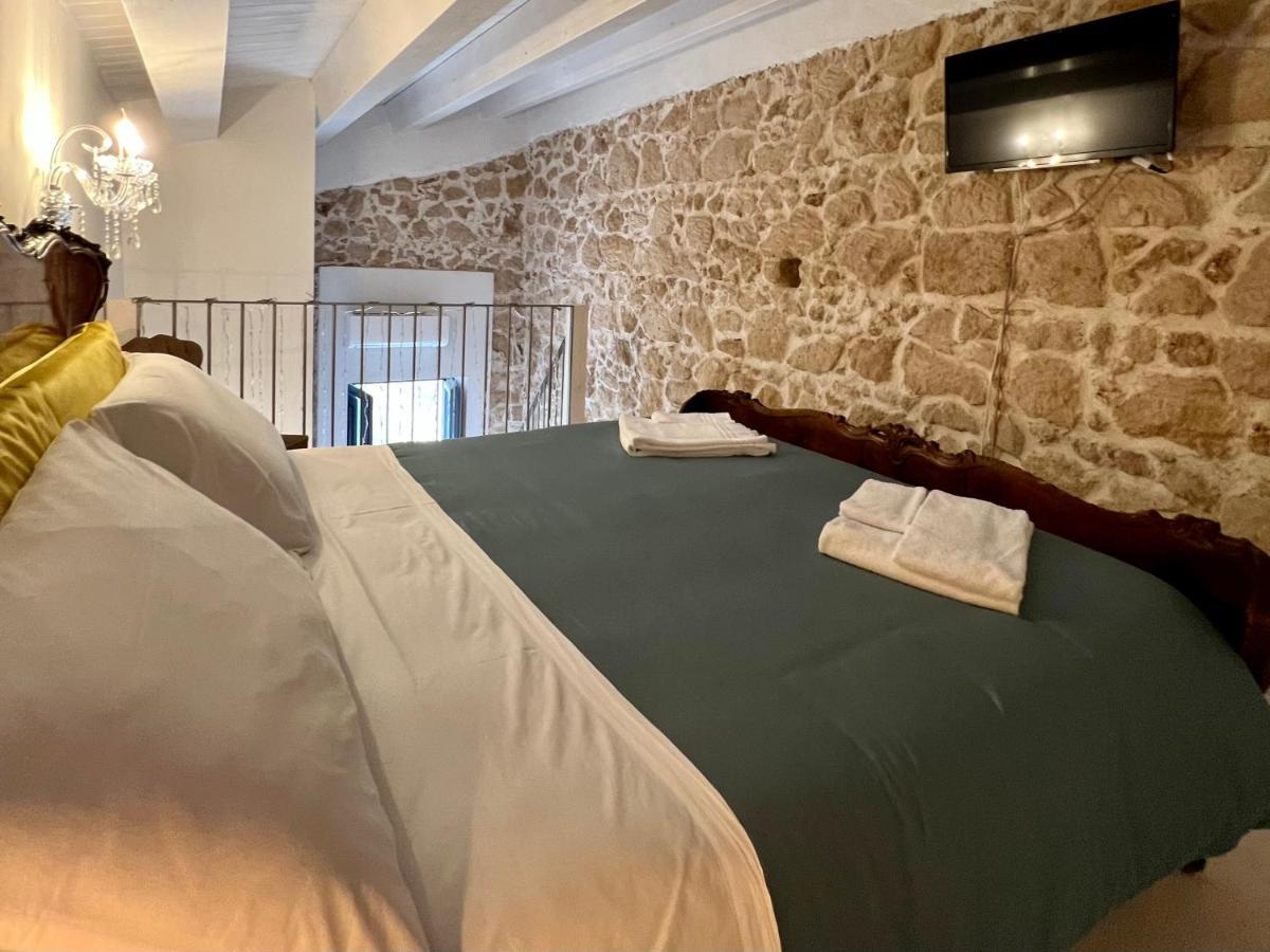 노토 Michael Garden B&B 외부 사진